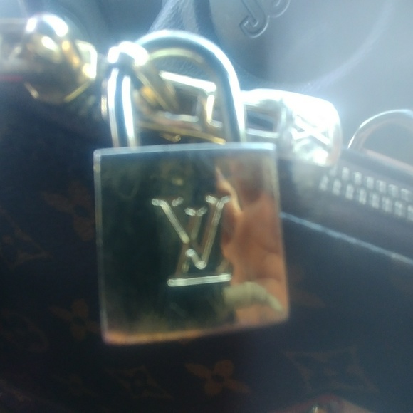 Louis Vuitton Alma PM Monogram Brown - Picture 3 of 3